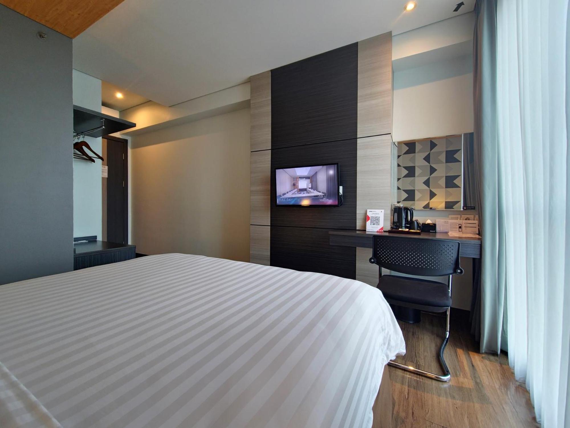 Luminor Hotel Jemursari By Wh With The Best Breakfast In Town And Located Near Surabaya Industrial Estate Rungkut Sier Kültér fotó