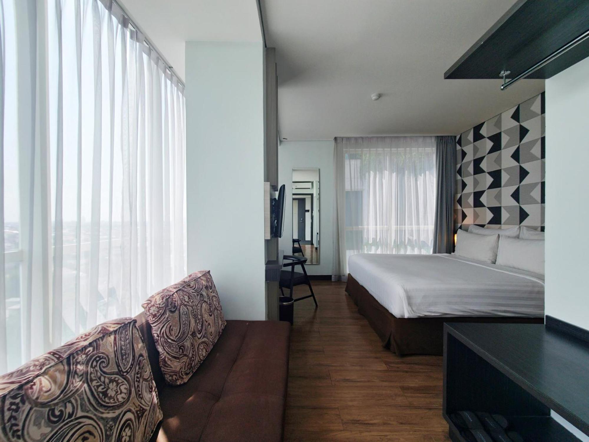 Luminor Hotel Jemursari By Wh With The Best Breakfast In Town And Located Near Surabaya Industrial Estate Rungkut Sier Kültér fotó